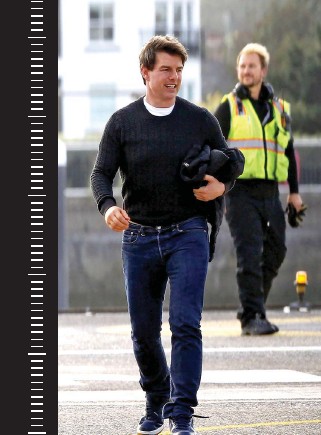 tom cruise height without shoes